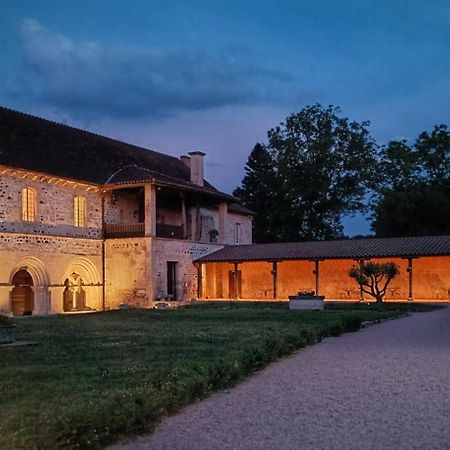Abbaye Saint Gilbert Bed & Breakfast Екстериор снимка